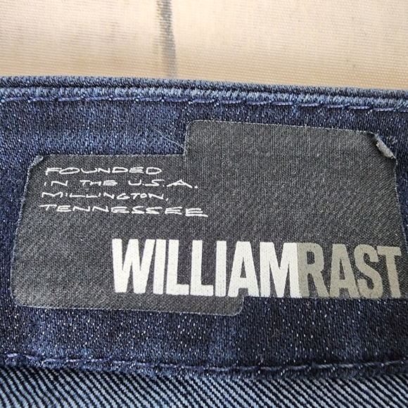 William Rast Lisa Long Jean Short Jort Dark Wash Size 26 Y2K Streetwear - Picture 2 of 15